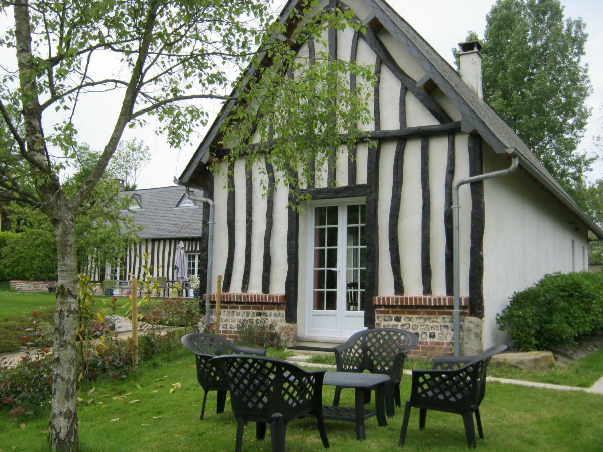 Gite Des Pins Penches Brunville Екстер'єр фото